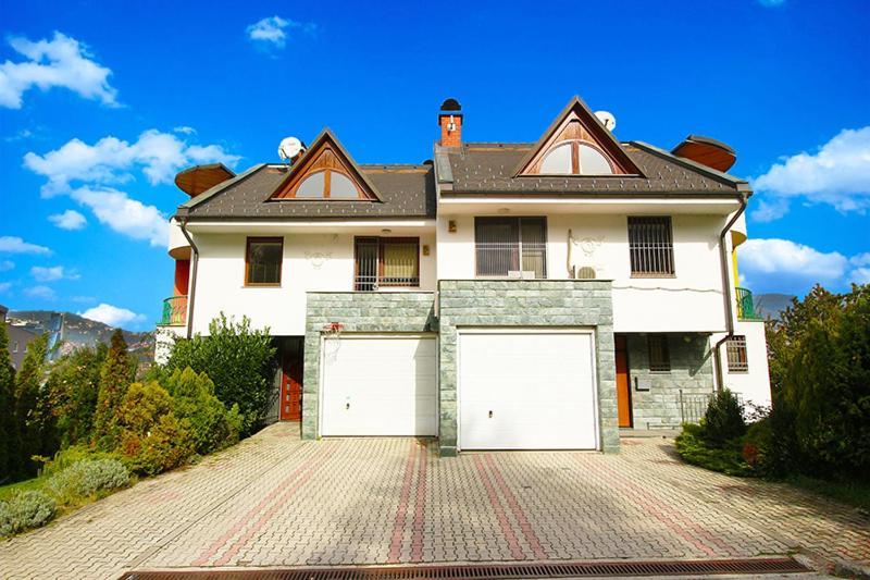Villa Skenderija West By Poppy ซาราเยโว ภายนอก รูปภาพ